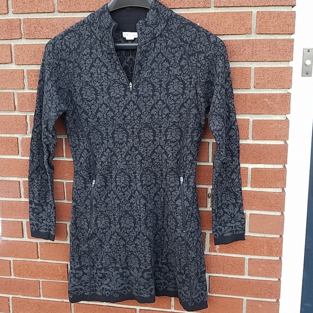 Fitted sweater tunic